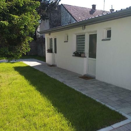 Rooms Jelena Zrenjanin Exterior foto